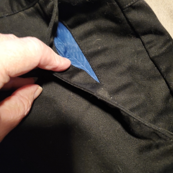 Volcom Frickin' Chino shorts-like new - Picture 2 of 6